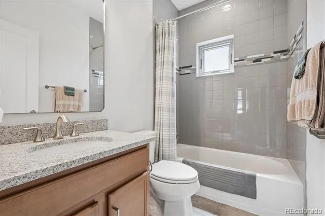 11399 E 25th Drive Aurora, CO 80010