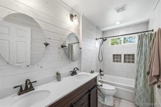 1614 Gore Drive Larkspur, CO 80118