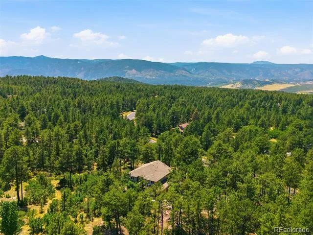 1614 Gore Drive Larkspur, CO 80118