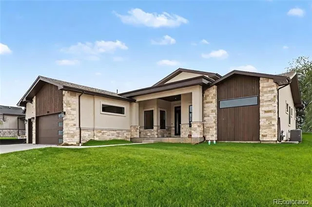 5276 Flora Way Arvada, CO 80002