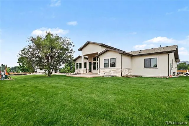 5276 Flora Way Arvada, CO 80002