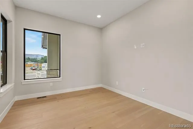 5276 Flora Way Arvada, CO 80002