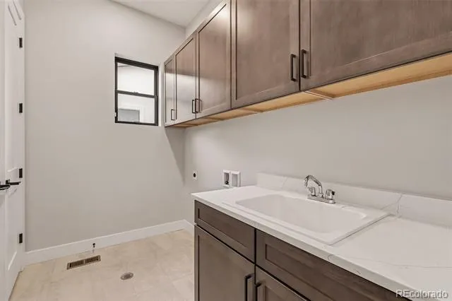 5276 Flora Way Arvada, CO 80002