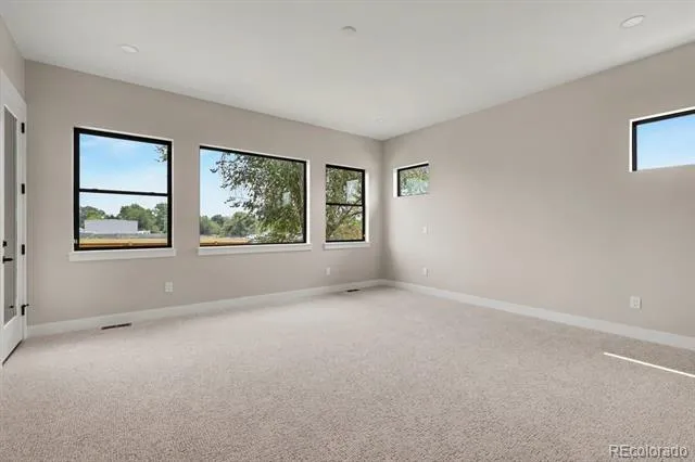 5276 Flora Way Arvada, CO 80002