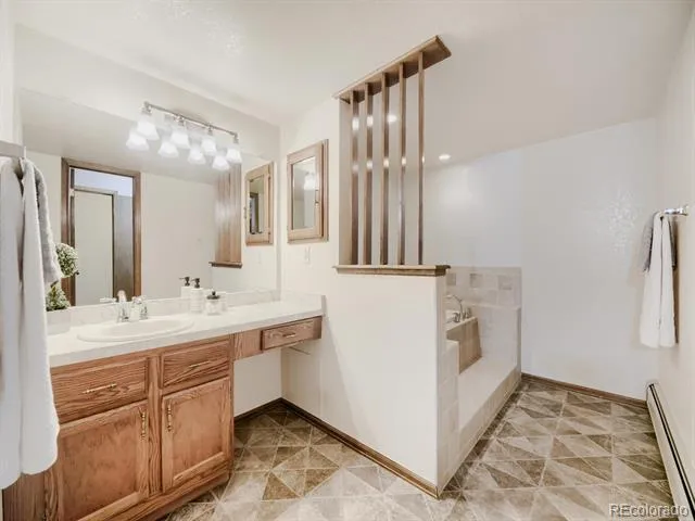 2835 W Davies Drive Littleton, CO 80120