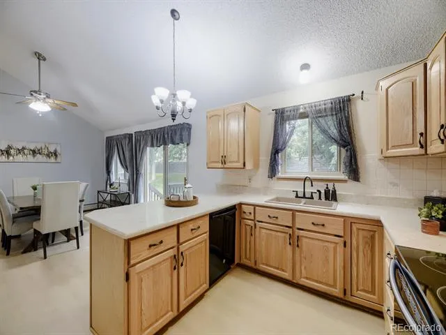 2835 W Davies Drive Littleton, CO 80120