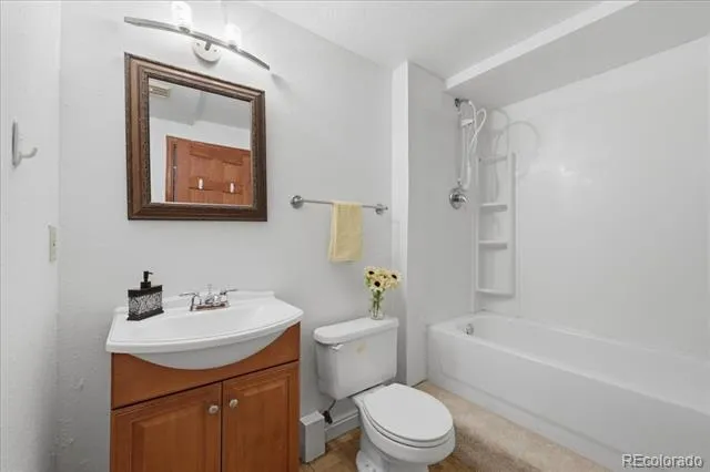 501 Saint Andrews Drive Longmont, CO 80504