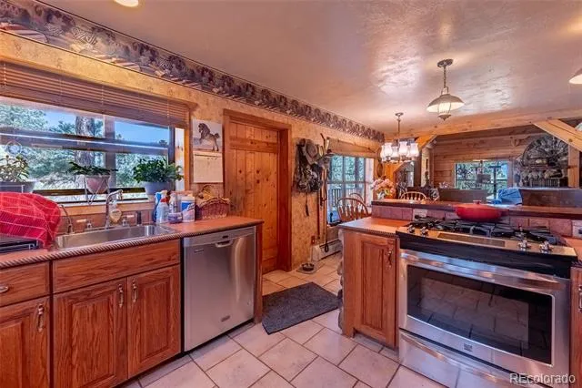 24401 County Road 44 Aguilar, CO 81020