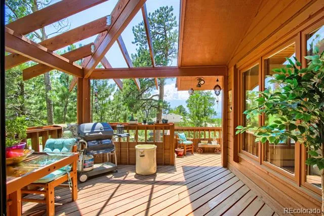 23925 Currant Drive Golden, CO 80401