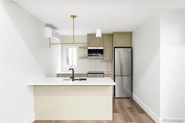 1059 S York Street Denver, CO 80209