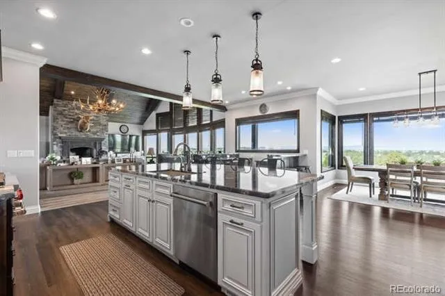 15295 E Cherry Creek Road Larkspur, CO 80118