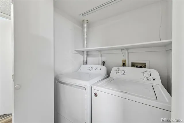 1075 S Elkhart Way #202 Aurora, CO 80012