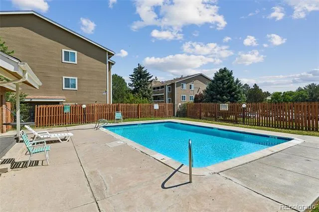 1075 S Elkhart Way #202 Aurora, CO 80012