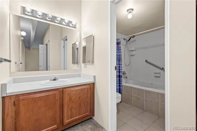 1011 S Ironton Street #303 Aurora, CO 80012