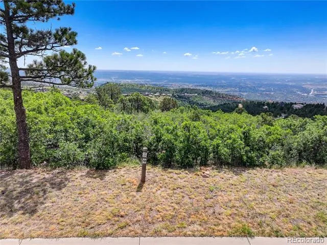 3765 Outback Vista Point Colorado Springs, CO 80904