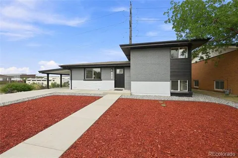 10783 W 9th Place