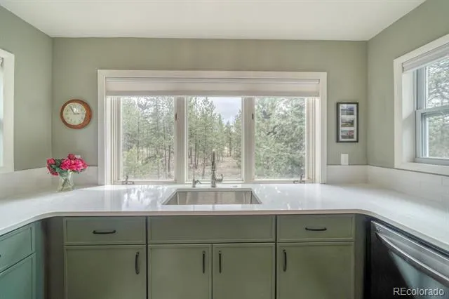 453 Black Fawn Lane Westcliffe, CO 81252