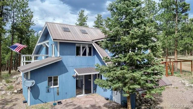 453 Black Fawn Lane Westcliffe, CO 81252