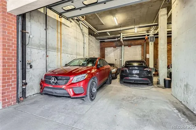 1735 19th Street #5B Denver, CO 80202