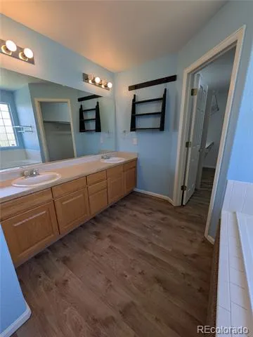 19613 E 39th Avenue Denver, CO 80249