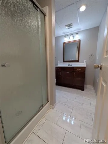 19613 E 39th Avenue Denver, CO 80249