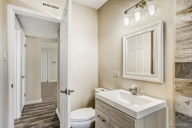 1620 Colorado Boulevard #6 Denver, CO 80220