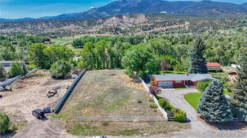 8086 W US Highway 50