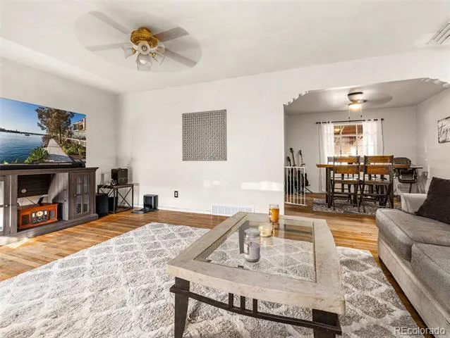 18 Dundee Lane Pueblo, CO 81001