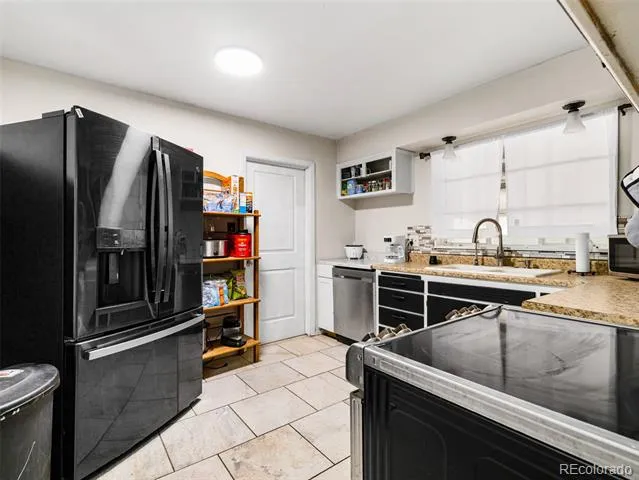 18 Dundee Lane Pueblo, CO 81001