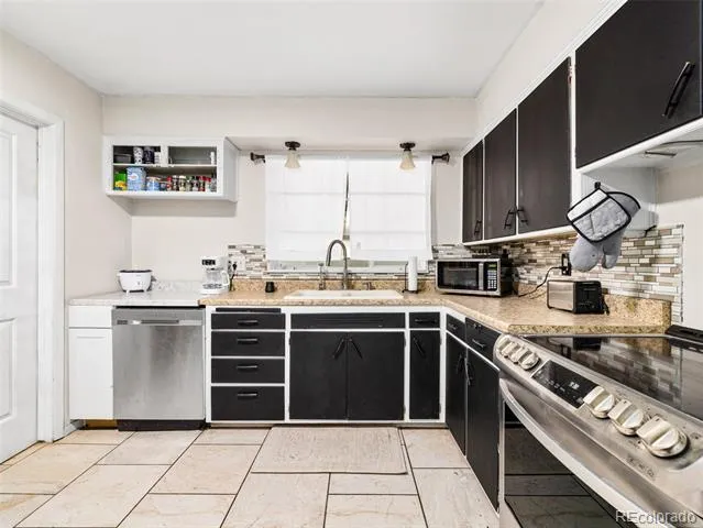 18 Dundee Lane Pueblo, CO 81001