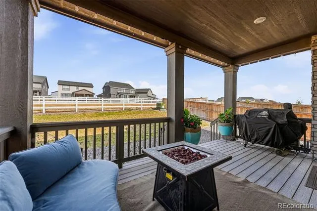 2144 S Fultondale Court Aurora, CO 80018