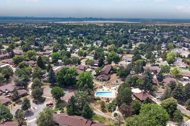 3736 S Fairplay Way Aurora, CO 80014