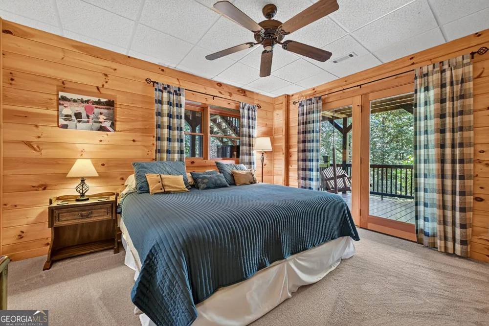 2975 Mountain Tops RD Blue Ridge, GA 30513