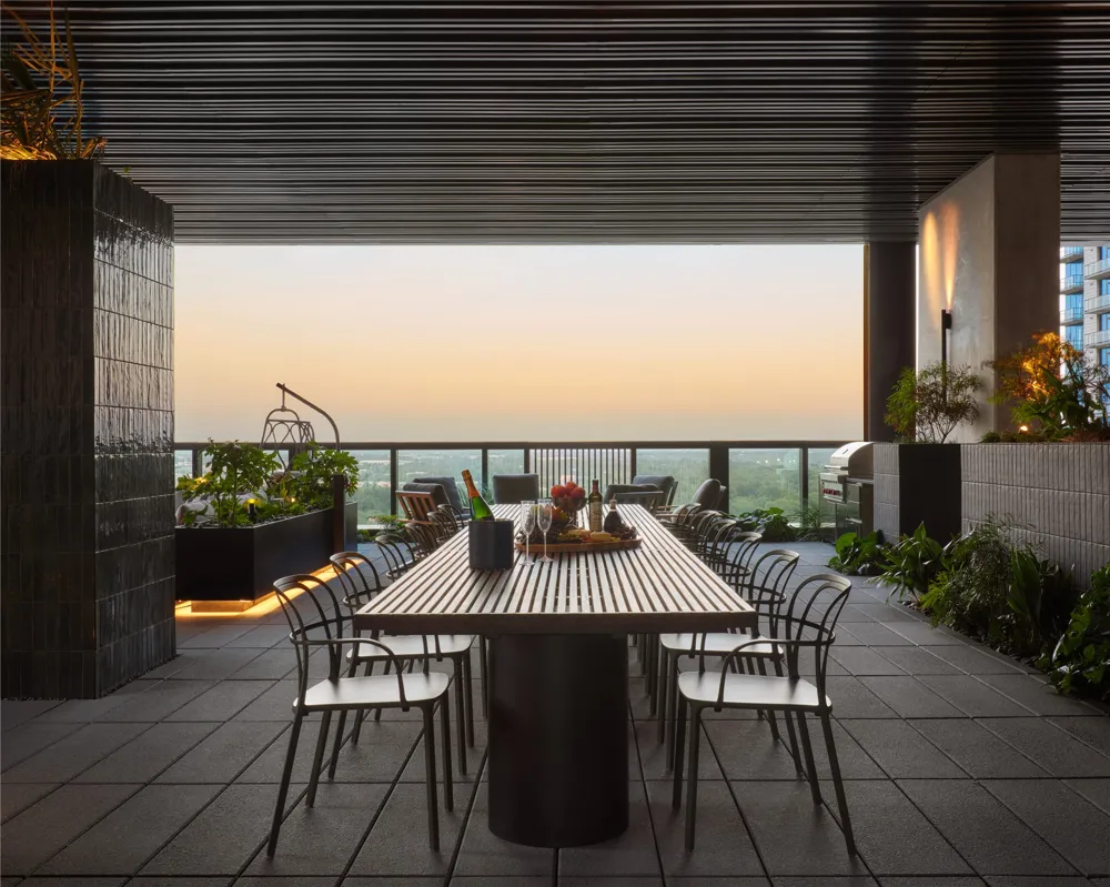 610 Davis Street #2205 Austin, TX 78701