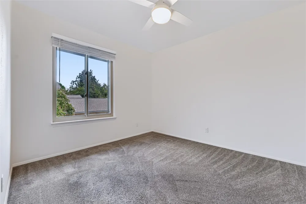 911 W Village Lane Austin, TX 78758