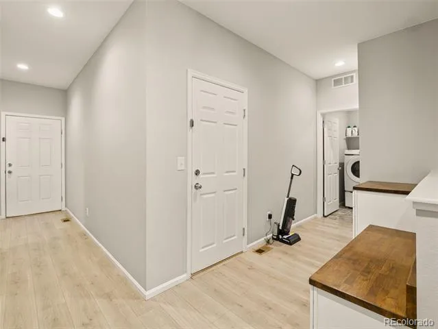 6513 Ceylon Street Denver, CO 80249