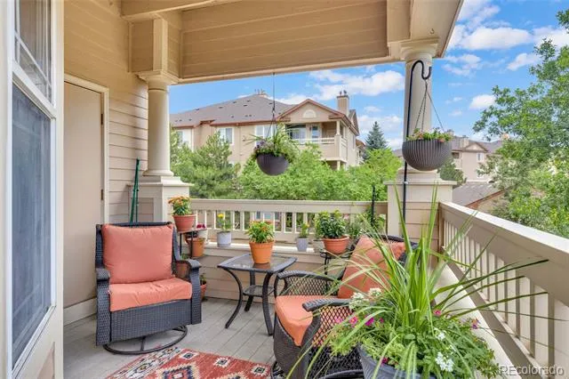9557 W San Juan Circle #201 Littleton, CO 80128
