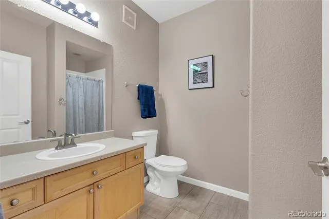 9557 W San Juan Circle #201 Littleton, CO 80128
