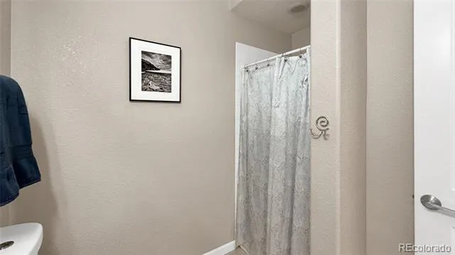9557 W San Juan Circle #201 Littleton, CO 80128