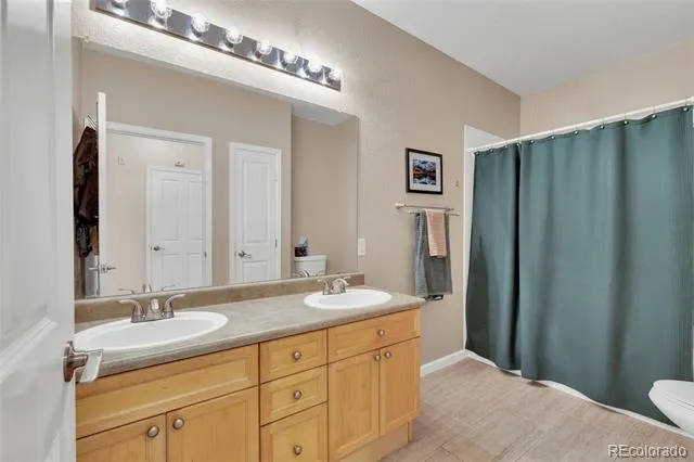 9557 W San Juan Circle #201 Littleton, CO 80128