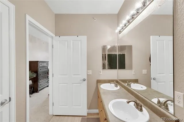 9557 W San Juan Circle #201 Littleton, CO 80128