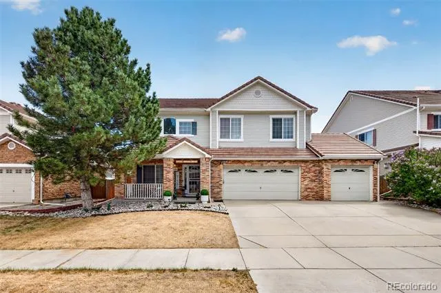 11886 Helena Street Commerce City, CO 80022