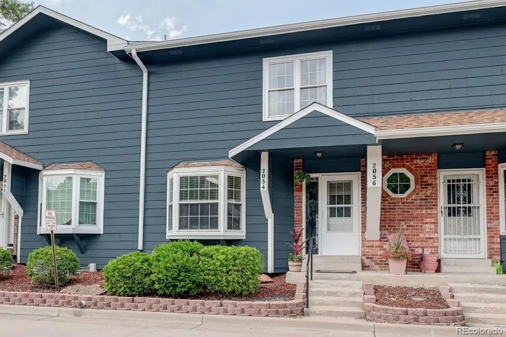 2054 S Balsam Street Lakewood, CO 80227