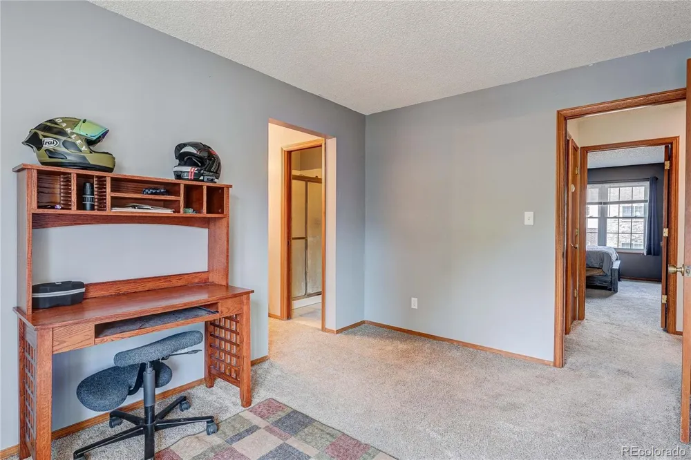 2054 S Balsam Street Lakewood, CO 80227