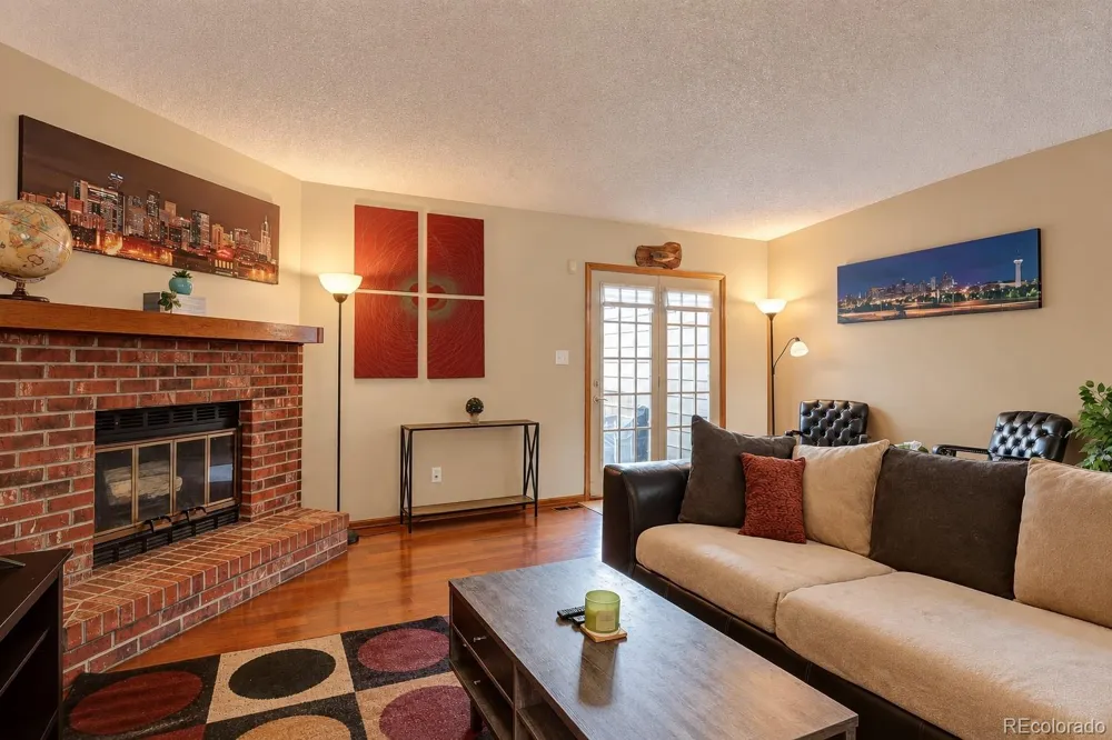 2054 S Balsam Street Lakewood, CO 80227