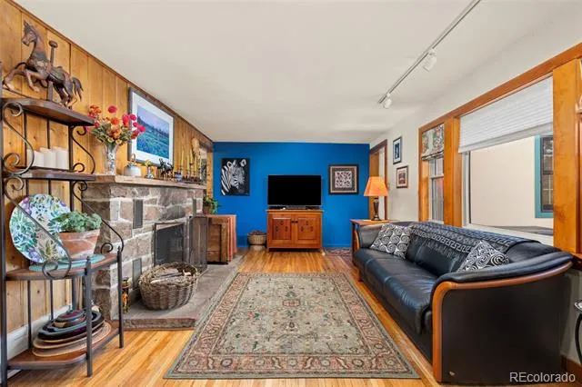 2 King Place Nederland, CO 80466