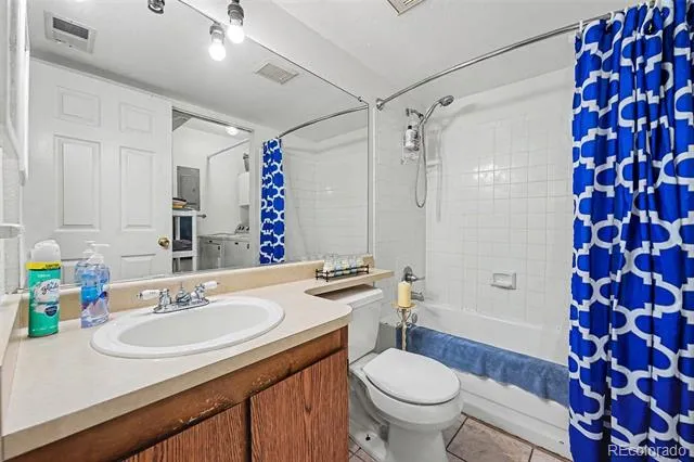 3484 S Eagle Street #104 Aurora, CO 80014