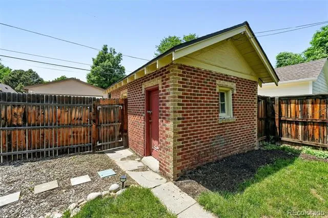 2549 Holly Street Denver, CO 80207