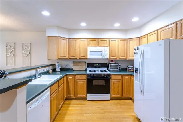 5727 W Asbury Place Lakewood, CO 80227