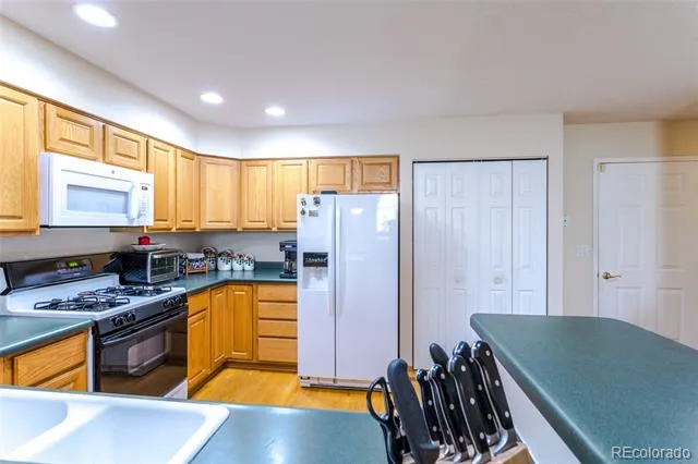 5727 W Asbury Place Lakewood, CO 80227